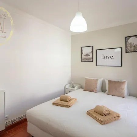 Albergue Classic Waves Baleal