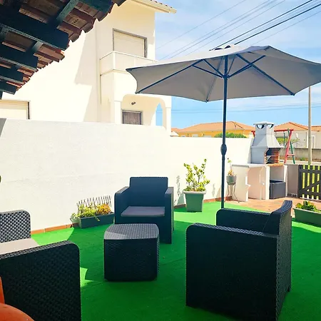 Classic Waves Hostel Baleal